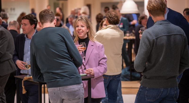 Kom de laatste Open Donderdag van 2025 feestelijk en inspirerend afsluiten!